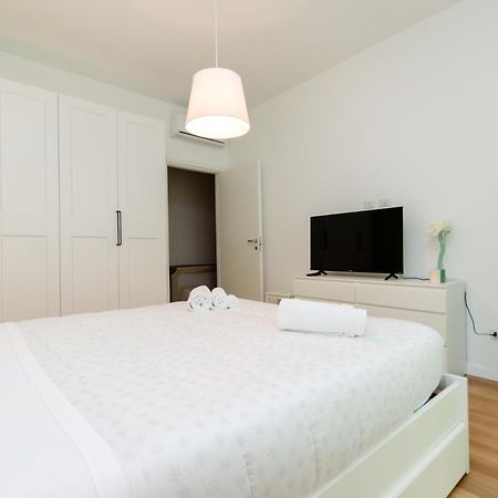 Vivimi Home Fiordalisi Stile & Comfort Vicino Metro Milan Extérieur photo