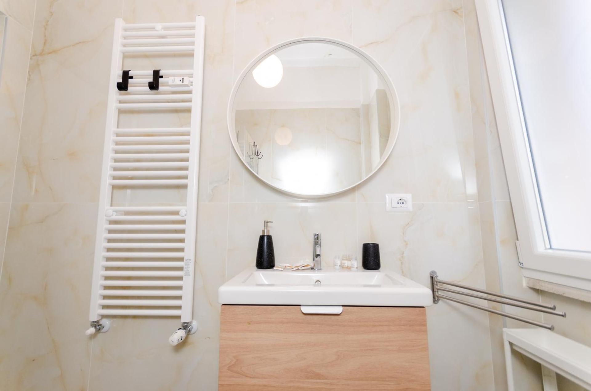 Vivimi Home Fiordalisi Stile & Comfort Vicino Metro Milan Extérieur photo